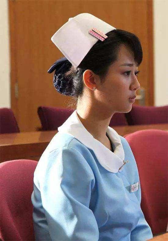 “京圈富婆”杨紫：兰博基尼打赌，绯闻男友众多，被张雪迎戴绿帽