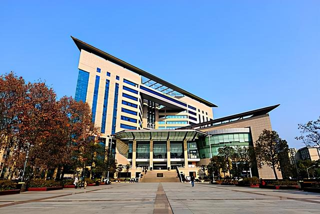 湖北省一本大学有哪些学校，湖北有哪些一本大学（湖北有2所普通一本）