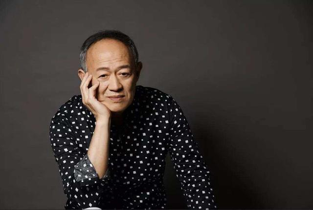 天龙八部扫地僧，天龙八部扫地僧真正身份（8位演艺圈中的“扫地僧”）