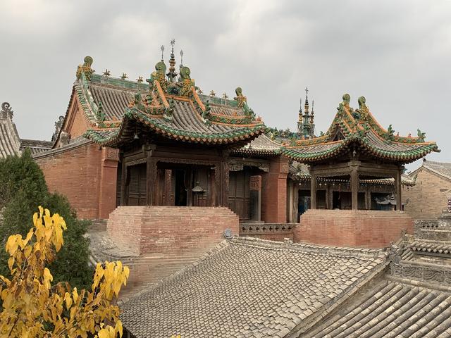 山西历史古城介绍，庭院深深中透着富华