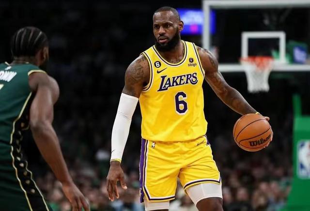 nba历届mvp分别是哪些，NBA历史至今总共67个MVP