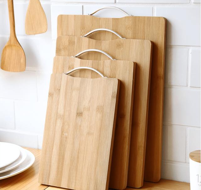 不锈钢砧板的害处，不锈钢砧板缺点（“3不选”反而更实用）