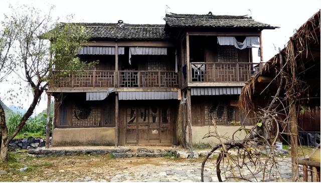 民族的主要特征是什么，民族特征属于什么（但你知道他们最具特色的建筑特色是什么吗）