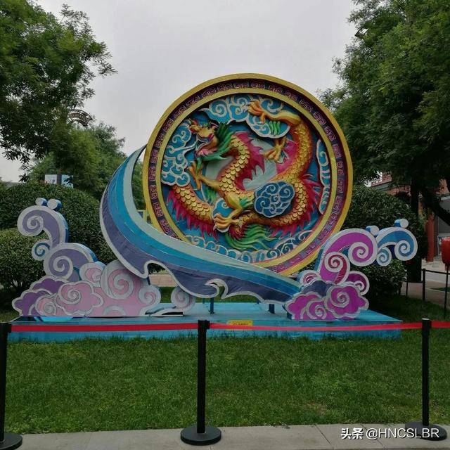 大唐不夜城简介，西安大唐不夜城简介（西安大唐不夜城）