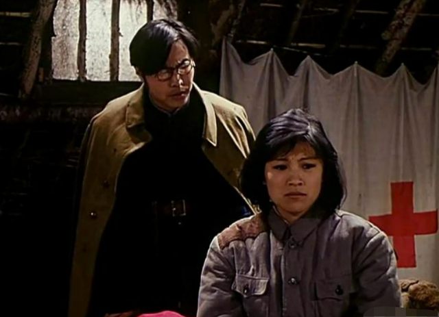 假如幸福来临的演员，假如幸福来临的演员表张露（宋春丽：和教授丈夫结婚42年）