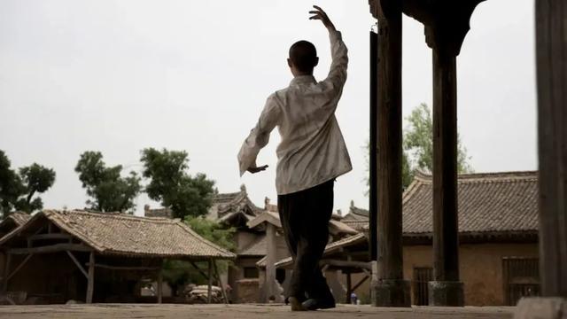 怎样可以当明星，普通人想当明星的基本条件是什么（小腕来也丨入行须知——如何进演艺圈）