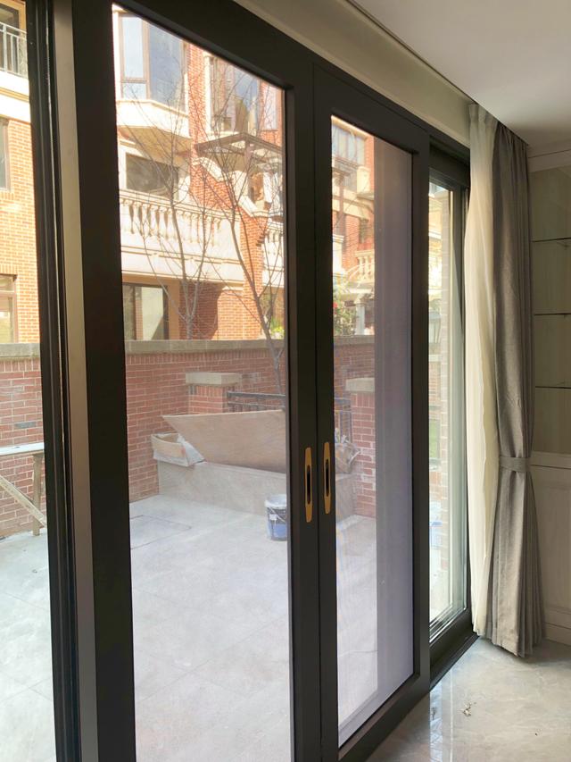 为什么镜子不能对着床，为什么镜子不能对着床必出鬼怪（入住后就多闹心）