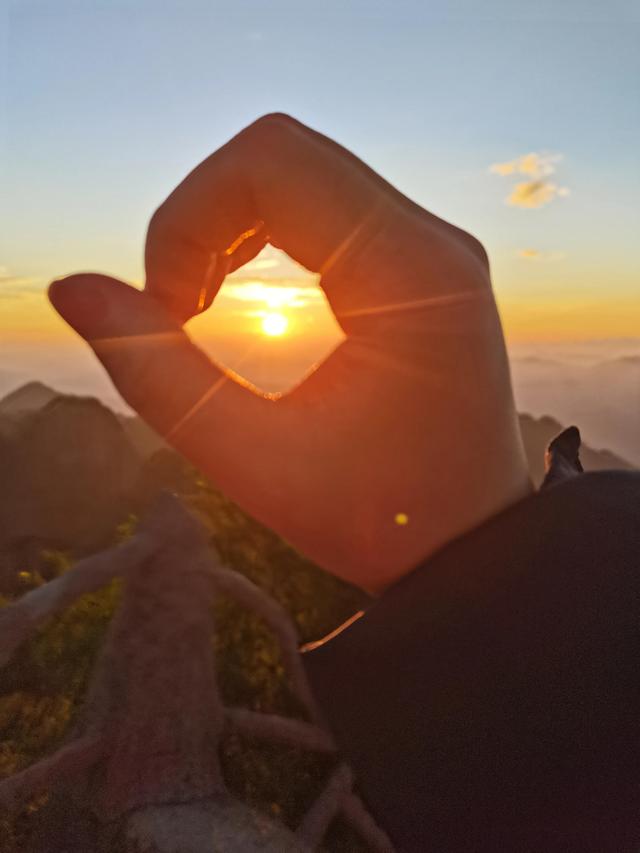 宏村旅游攻略，宏村旅游线路图（黄山风景区-宏村三天两晚旅游攻略）