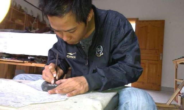 端砚产自哪里，端砚是什么意思（端砚坑口、歙砚坑口、琅琊紫金砚坑口）