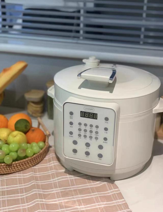 厨房电器有哪些，厨房必备的10件电器有哪些（有4种“厨房电器”正在成为家庭标配）