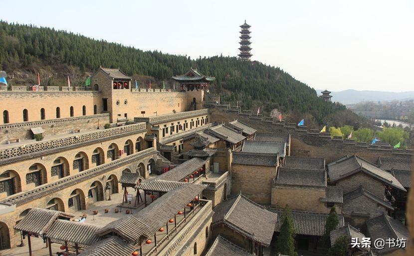 中国最高的建筑(武汉最高楼606大厦)