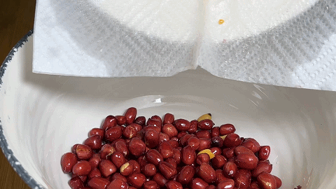 老醋花生米的做法，糖醋花生米怎么做（老醋花生米这样做）