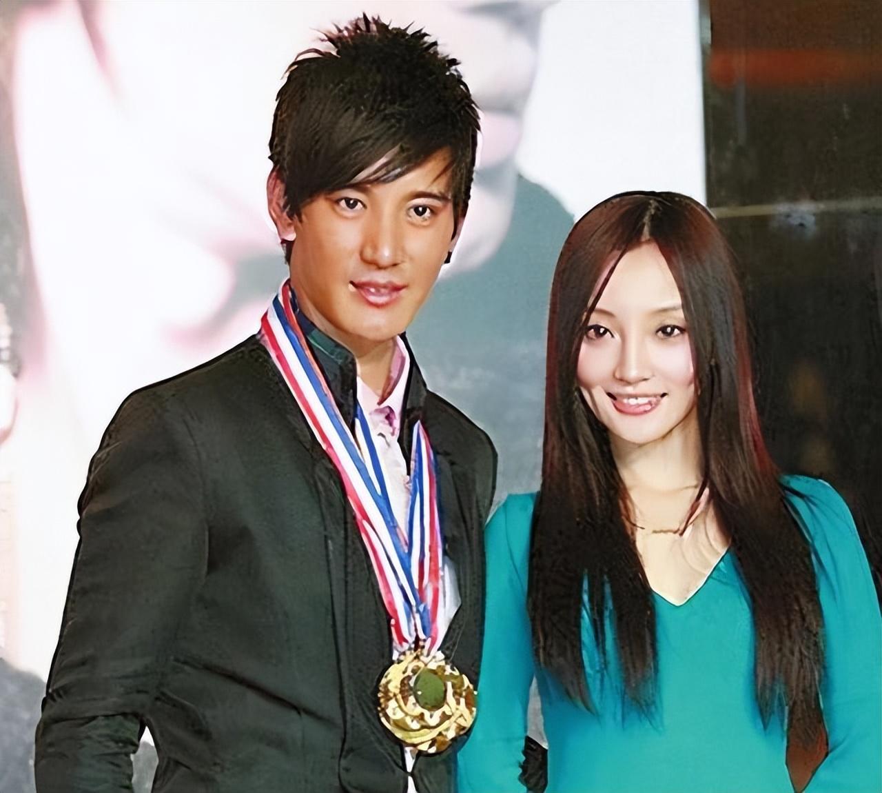 李小璐喜欢少男那可以说是喜欢到骨子里了,和不少男星传过绯闻.