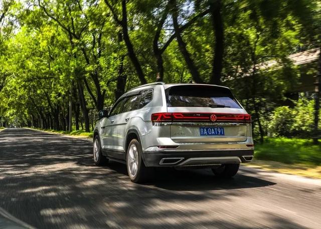 途昂油耗多少钱一公里，途昂每公里油耗多少钱（数字化升级的全新途昂）