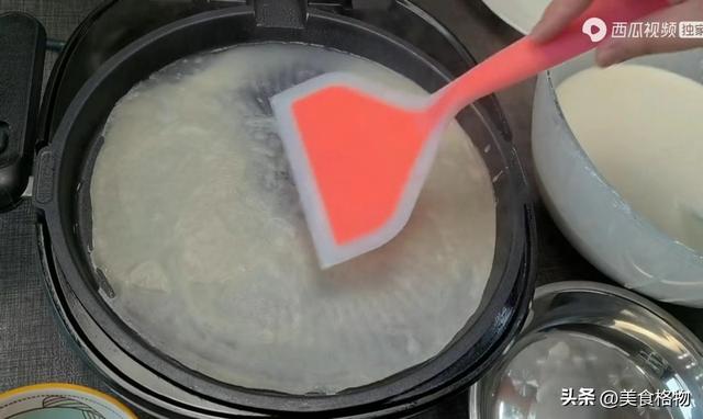 电饼铛做凉皮最简单的做法，在家用电饼铛做凉皮怎么做（电饼铛做凉皮的正确做法）