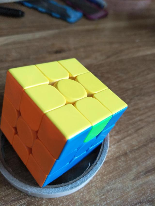 10秒复原三阶魔方，三阶魔方10秒还原教程（不记公式简单易学的三阶魔方复原方法）