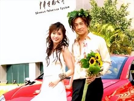 穿越之知画的新人生，穿越之知画的新人生免费阅读（为林心如穿过豹纹长袜）