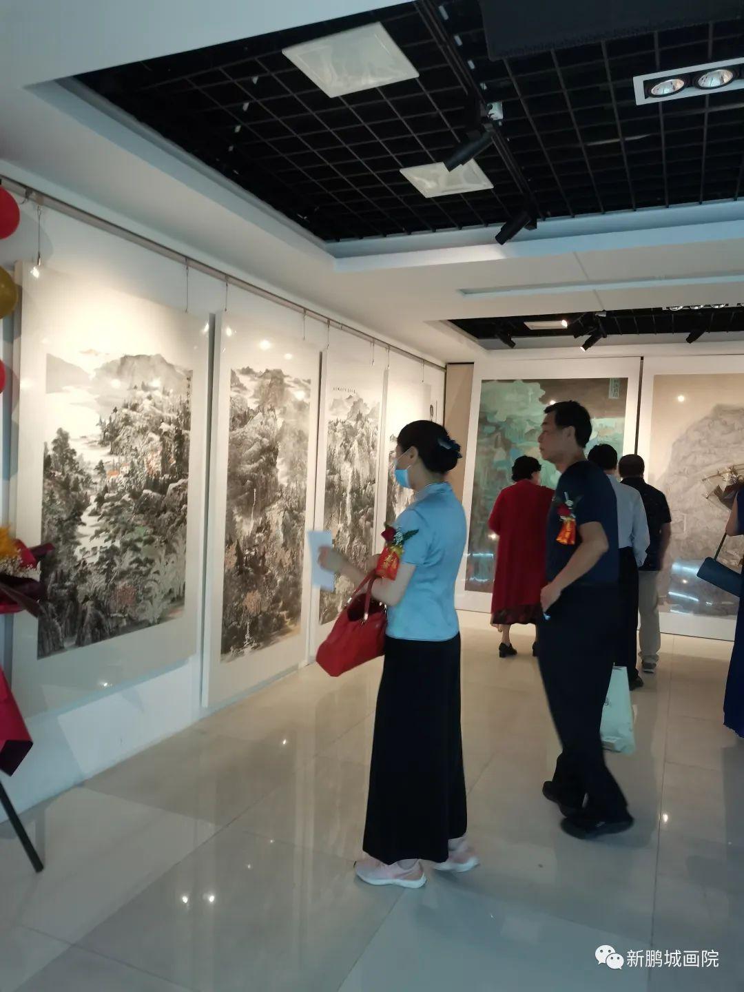 鹏运旅行社（郭雯师生八人美术作品展）