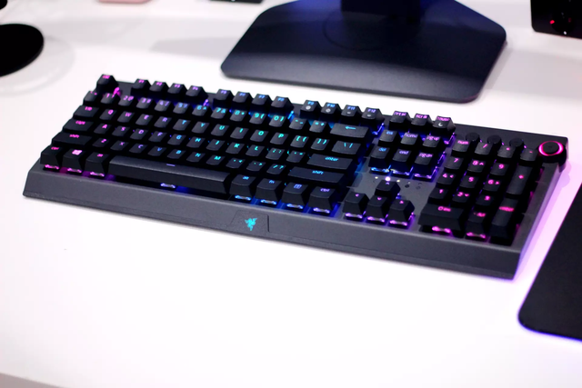 2022无线游戏键盘推荐，玩过上百把键盘后