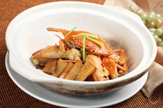 黄牛肝菌怎么做好吃，牛肝菌怎么吃（这种吃错“见小人”的顶级食材）