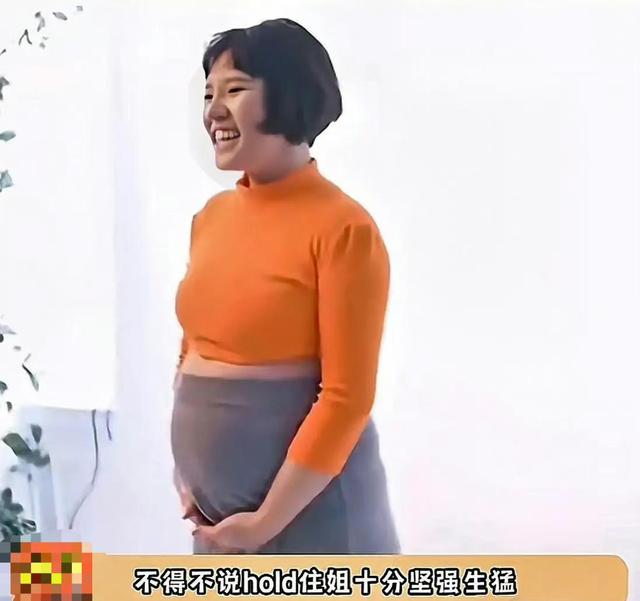 hold姐素颜，lisa素颜丑照（台湾演员Hold姐谢依霖自己剪脐带）