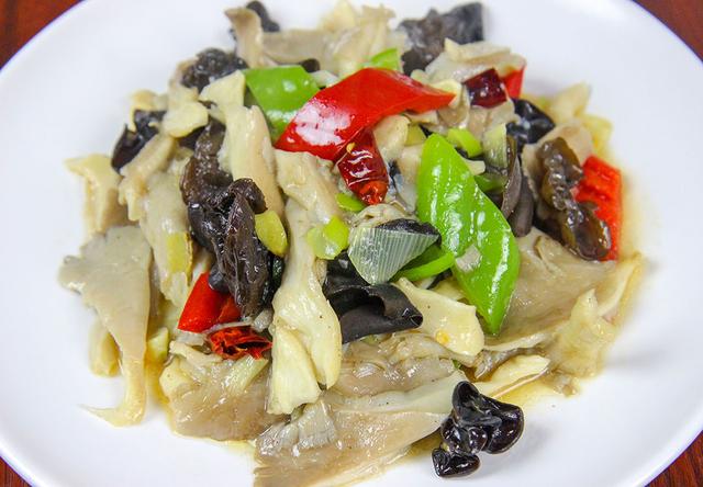 蘑菇怎么做好吃，香菇怎么做好吃视频（分享5种不同做法）