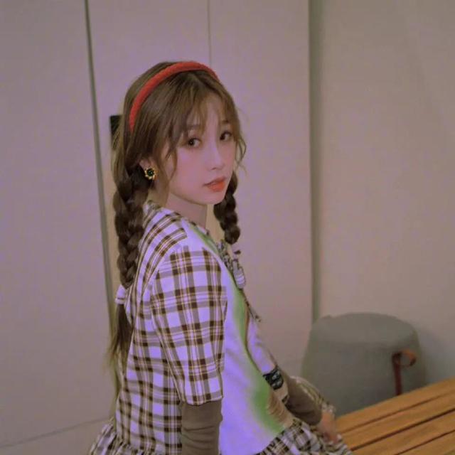 很小众却很惊艳的头像，ins惊艳小众女生头像 山高自有可行路水深自有渡船人。微信（正如我不能做你的梦）