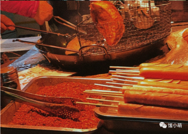 唯有爱与美食不可辜负，唯有美食与爱不可辜负是什么意思（唯有美食与爱不可辜负）