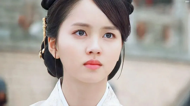 韩国最美十位女星，2023年韩国最美的10大女星