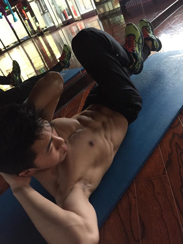 开个健身房需要投资多少钱，开个健身房需要投资多少钱知乎（7年亲身经历分享健身房创业过程）