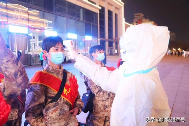 女兵一般在部队干什么，大学生女兵一般去什么部队（北部战区陆军2022年首批女新兵入营）