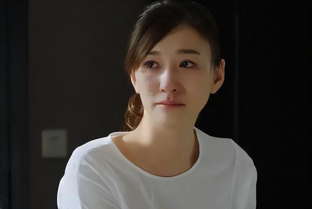 李小冉鄢颇事件到底怎么回事，李小冉与鄢颇分手10年