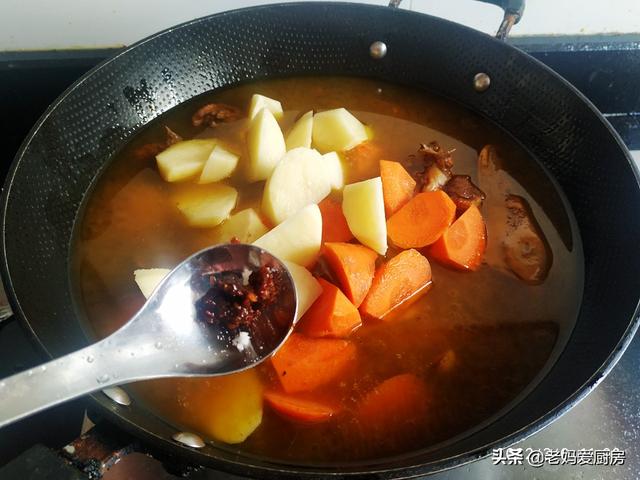土鸭子怎么做好吃，土鸭肉怎么做（儿子说味道不输饭店）