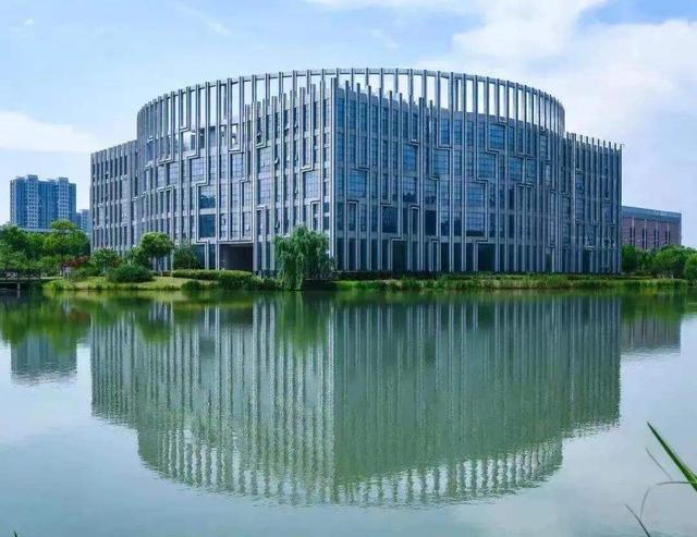 浙江科技学院好不好，浙江科技学院是几本好不好全国排名第几（浙江省这两所省属高校近年来发展迅速）