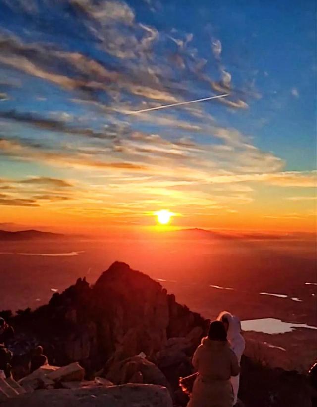 泰山好玩吗，泰山旅游攻略（此生不老，必去泰山）