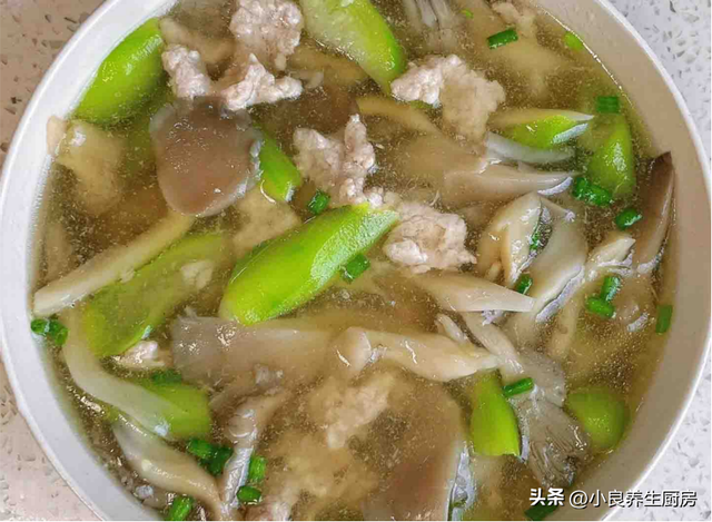 口蘑煮多久能熟，口蘑怎样炒好吃（记得要多喝这汤）