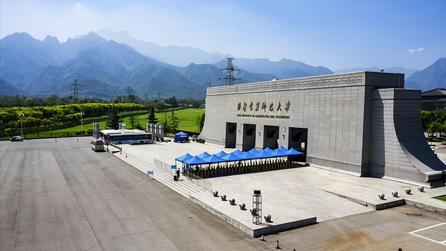 建筑系大学排名，2021全国大学建筑环境与能源应用工程专业排名（我国6所建筑大学实力、分数线排名）