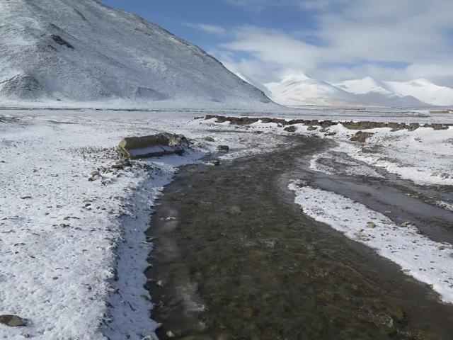 冬天穿什么最暖和，什么衣服最保暖（为何北极比我国升温快）