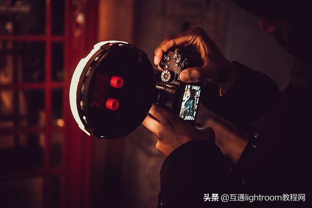 在PS软件中如何制作光照效果、镜头光晕效果，ps灯光光晕效果怎么做（如何使用镜头光晕拍出好看的照片）