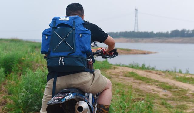 deuter双肩包，包好还是人好-DEUTER多特城市记忆双肩包