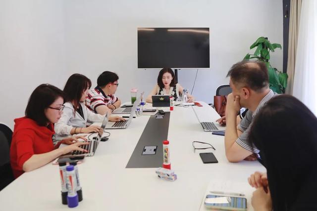 转瞬即逝的意思，有一种灵感，来了千万别放过它（时光匆匆转瞬即逝的意思）