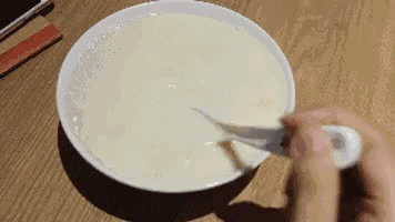 担担面的来历，担担面的来历25个字（臊面、呱呱、糊锅、牛肉面...甘肃人的早餐到底多瓷实）