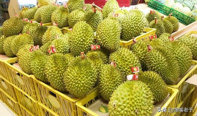 怎么挑选剥开的榴莲肉，榴莲剥出来是什么样子的肉（买榴莲：别只会挑大的）