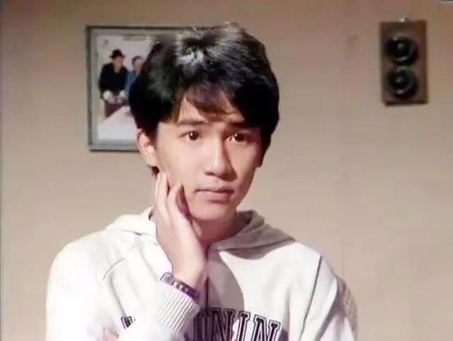 梁朝伟为什么爱刘嘉玲，梁朝伟不爱刘嘉玲（梁朝伟：绯闻女友众多）