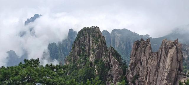 去了一趟黄山，体会到当下的旅游经济并不是想象的那么热