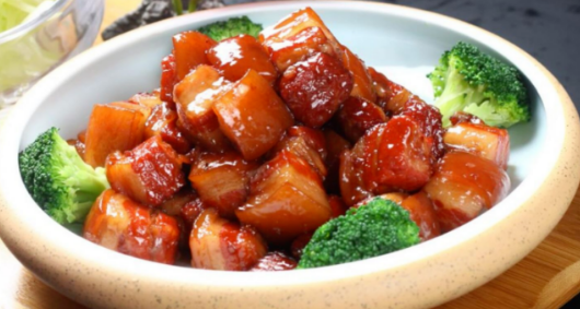 花肉是什么肉，豚梅花肉是什么肉（不同部位烹饪方式各不同）