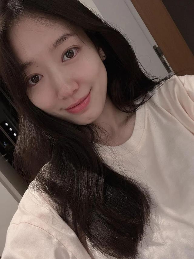 脑门大适合什么发型，脑门大适合啥发型（怎样才能找到适合自己的那款）