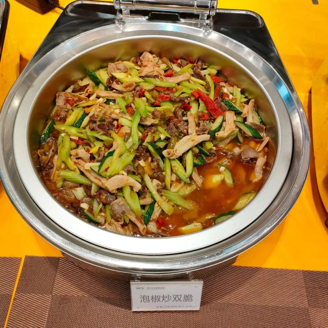 酒店好评模板(给酒店好评的文案)