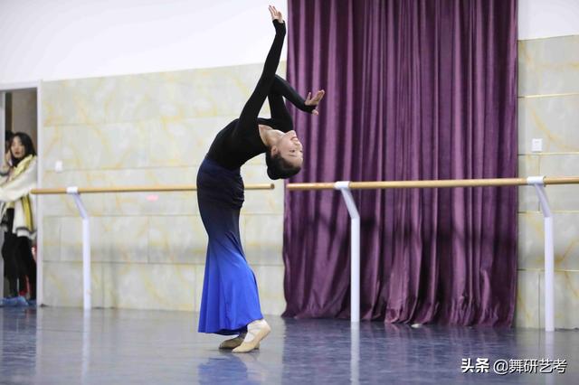 傣族民间音乐舞蹈，傣族舞蹈音乐大全（艺考傣族舞剧目的高分要点汇总）