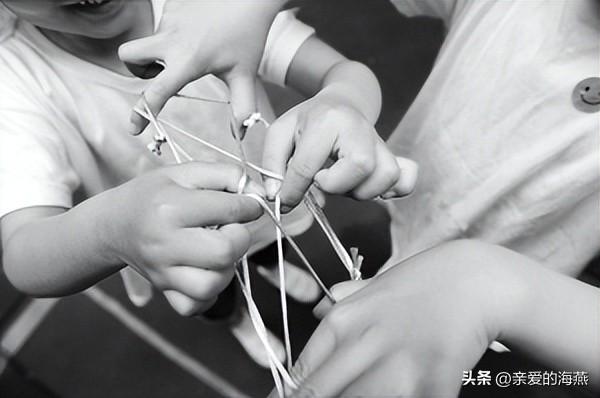 如何折衣服和裤子，怎么折,裤子（那些被遗忘的童年自制玩具）